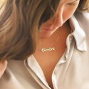 Collier prénom personnalisé en or 18 carats lettre script