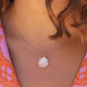 Collier personnalisé fleur de nacre en argent rosé