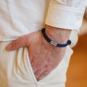 Bracelet personnalisé homme cordelette marine et plaque acier à graver