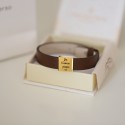 Bracelet personnalisé homme avec plaque carrée en acier doré et cuir