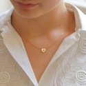 Collier initiale gravée sur coeur en plaqué or