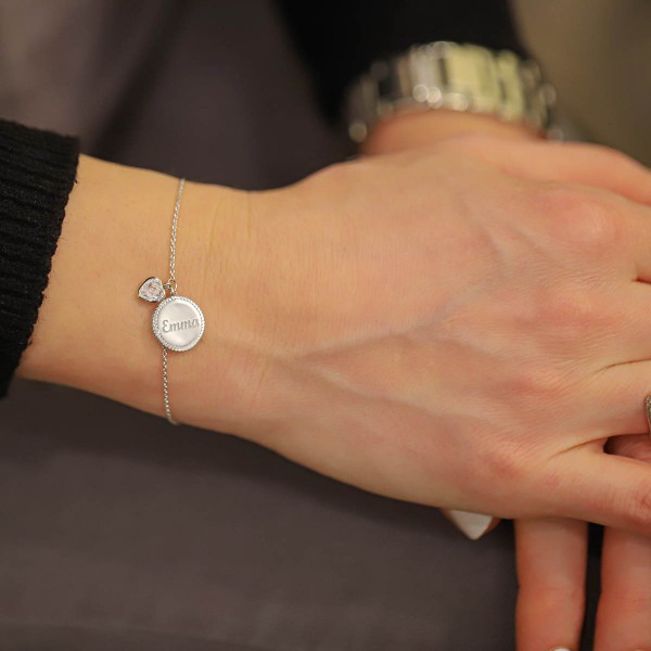 Bracelet medaille perlée coeur zirconium à personnaliser
