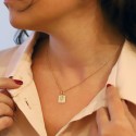 Pendentif médaille carrée à personnaliser
