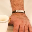 Bracelet gravé pour Homme en Acier et Cuir Tressé Camel et Marine