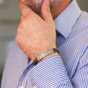 Bracelet homme cuir tressé marron et plaque gravée