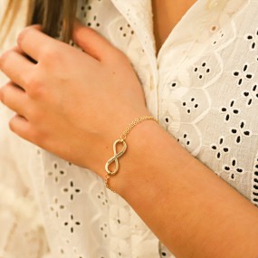 Bracelet Infini à personnaliser en plaqué or 